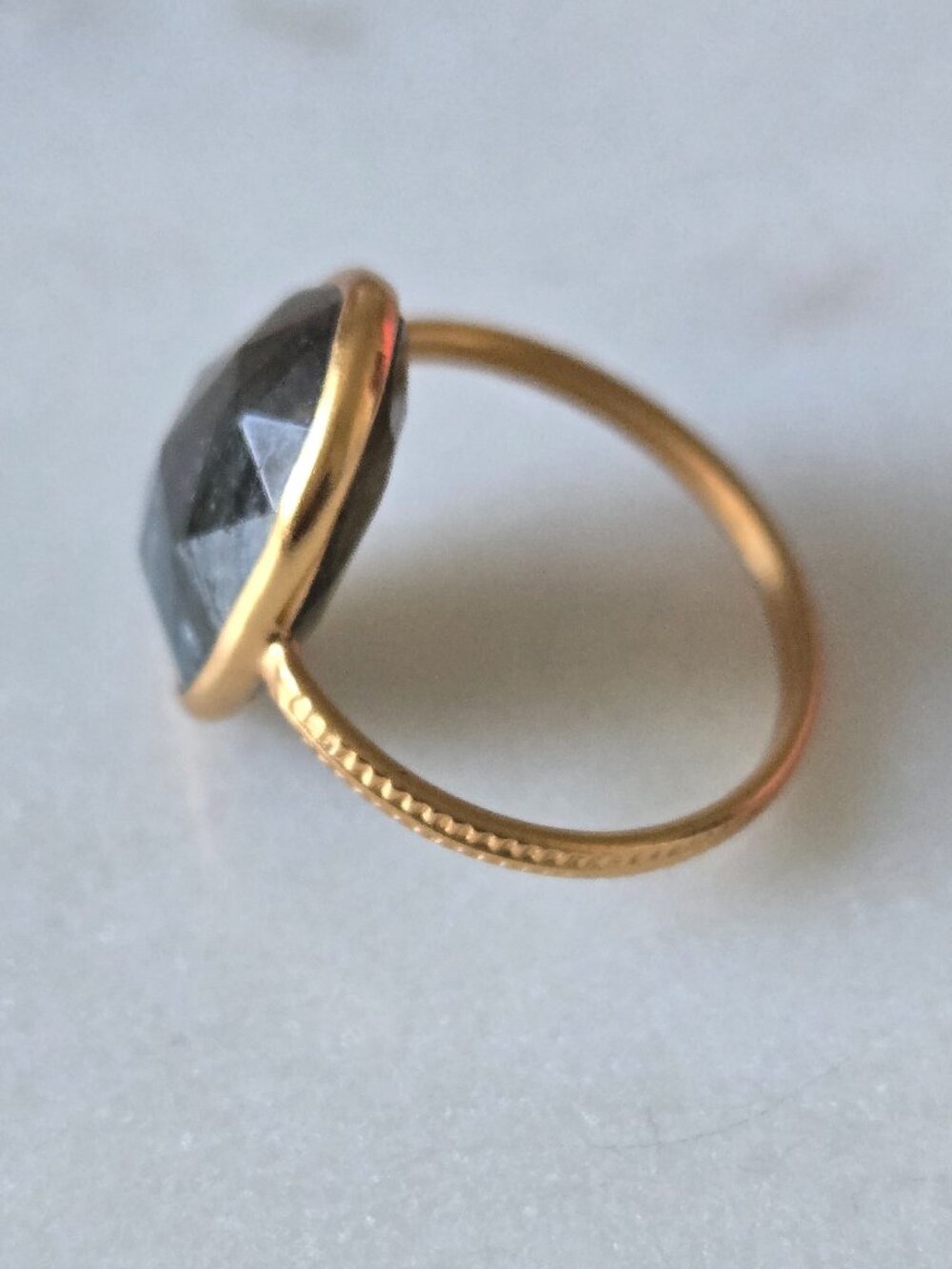 Labradorite? Asymmetrical oval ring - Picture 11 of 15